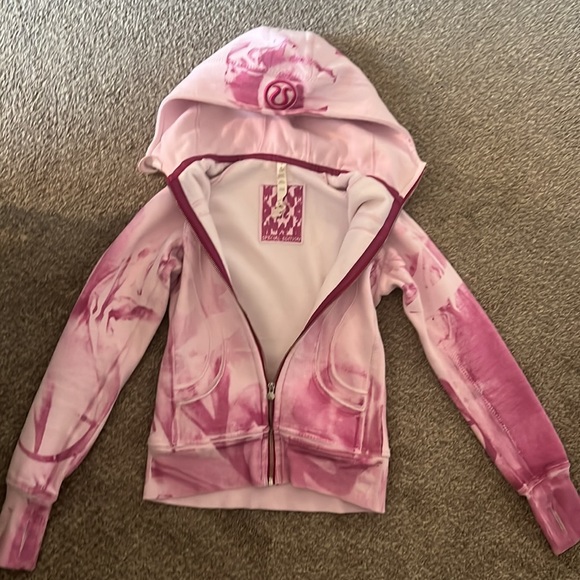 Lululemon scuba hoodie special edition - Picture 3 of 4